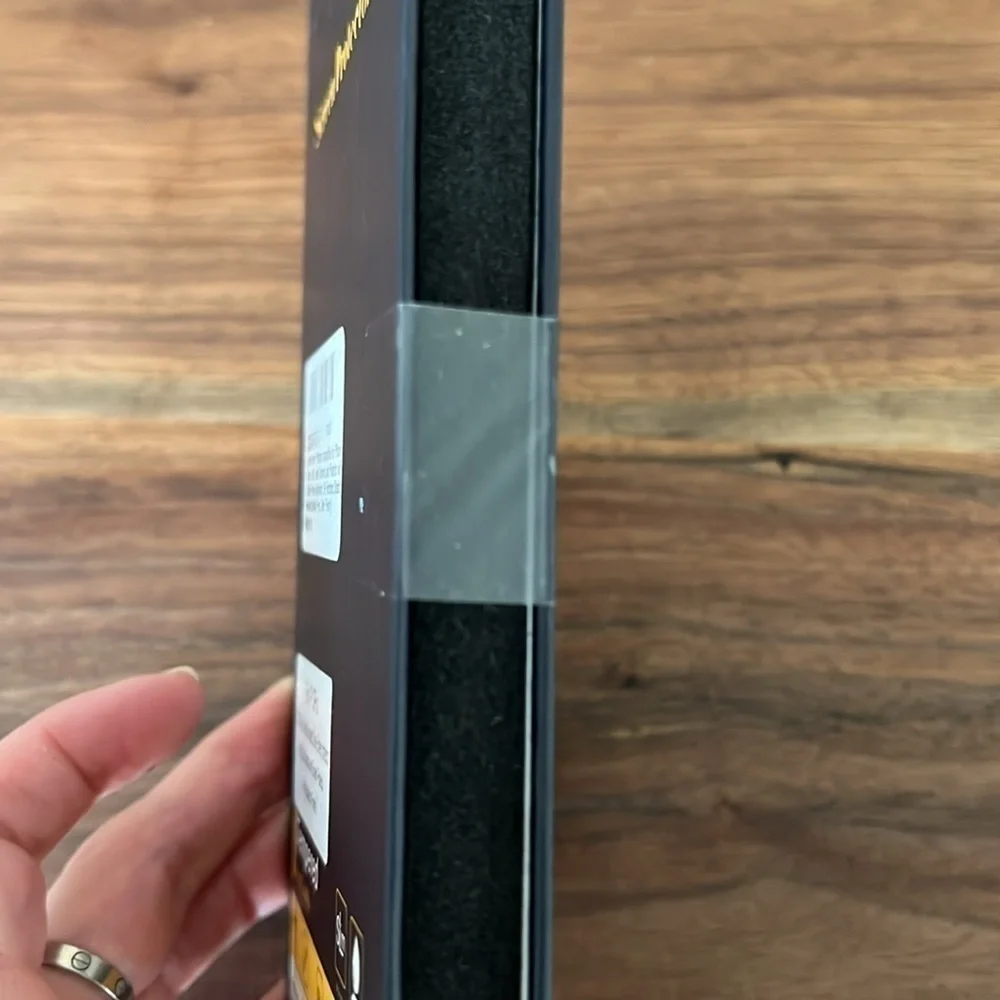iPhone 13pro screen protector. 2 pcs full clear tempered glass with 2 pcs camera